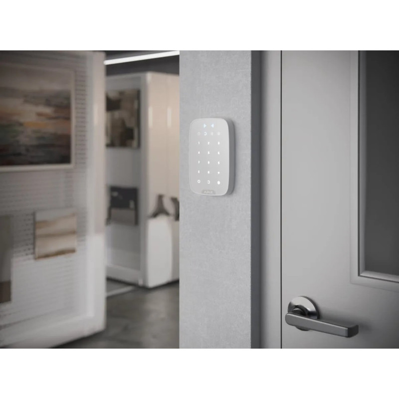 Клавіатура Ajax KeyPad Plus Jeweller